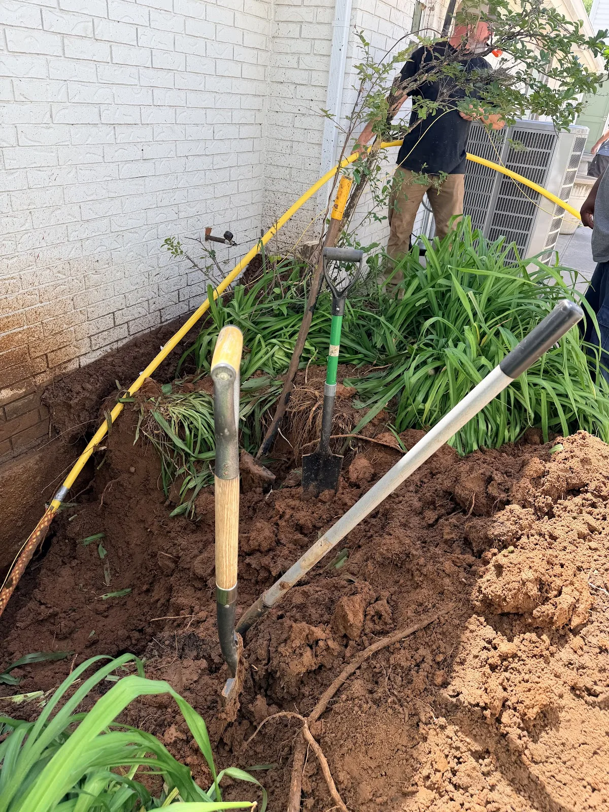 Commercial directional bore with hydrovac used to estimate boring cost